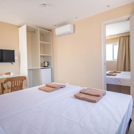 Marisa Napa Suites Ajía Nápa Kültér fotó