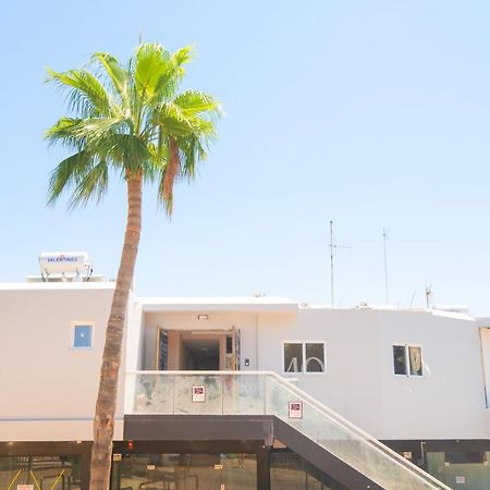 Marisa Napa Suites Ajía Nápa Kültér fotó