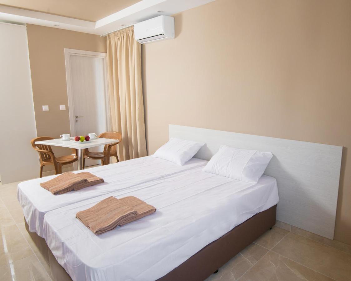 Marisa Napa Suites Ajía Nápa Kültér fotó