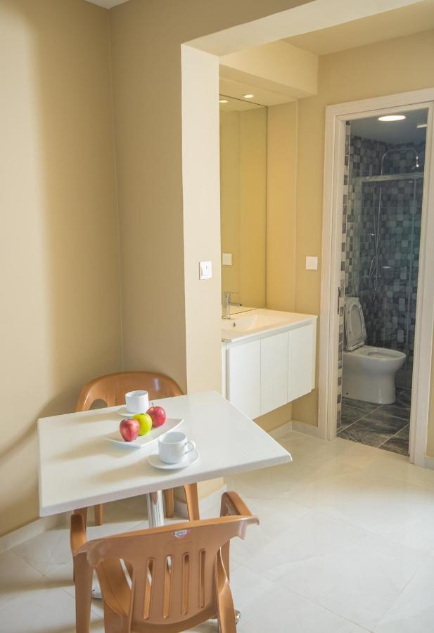Marisa Napa Suites Ajía Nápa Kültér fotó