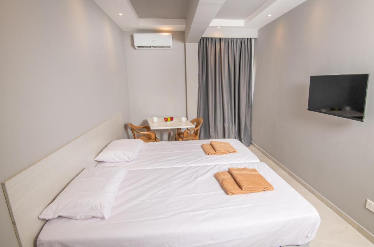 Marisa Napa Suites Ajía Nápa Kültér fotó