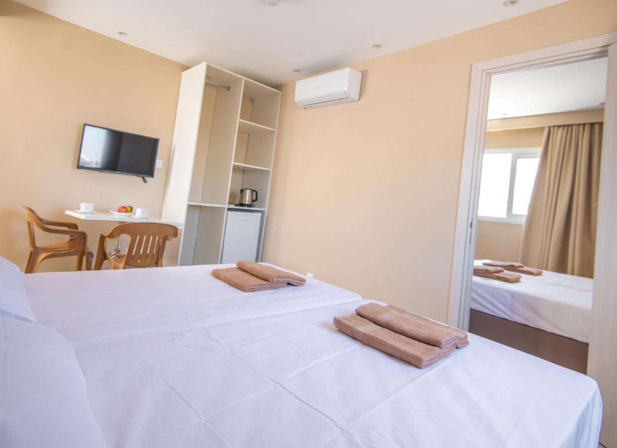 Marisa Napa Suites Ajía Nápa Kültér fotó